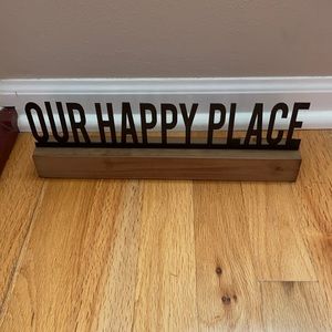 Decocrated our happy place sign